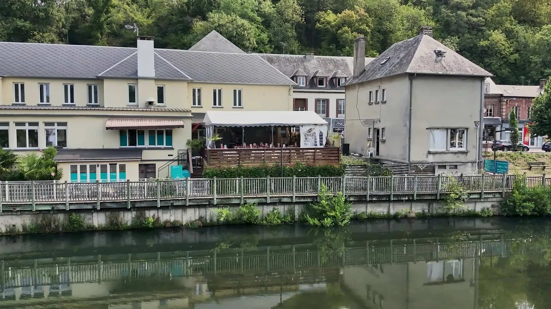 Le Risle vu depuis la rivière